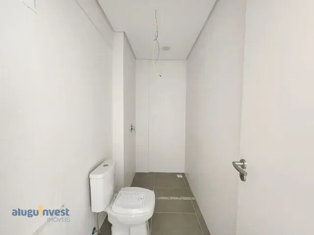 Apartamento 1 quarto e 1 banheiro, à venda, no bairro Vargem Grande em Florianópolis