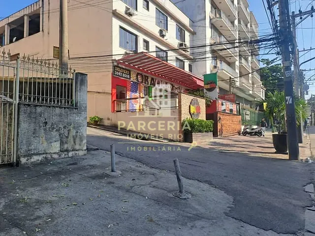 Apartamento com 120m² 3 quartos e 2 banheiros, à venda, no bairro Braz de Pina em Rio de Janeiro