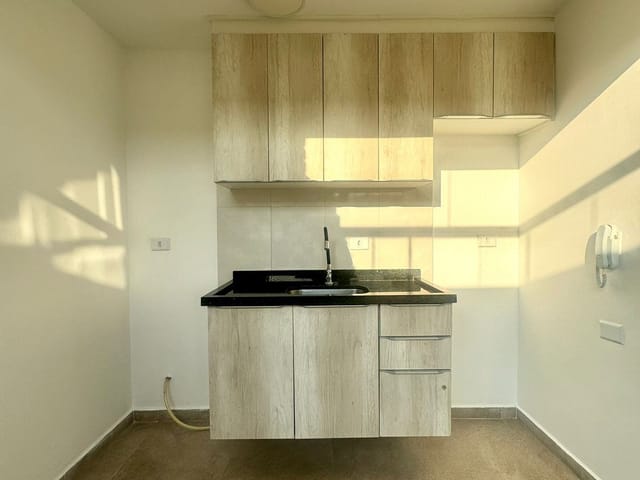Apartamento 2 quartos e 3 banheiros, para alugar, no bairro Vila Pires em Santo André