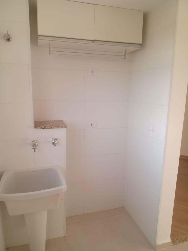 Apartamento à venda com 2 quartos, 70m² - Foto 9