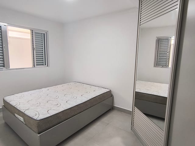 Apartamento 1 quarto e 1 banheiro, para alugar, no bairro Vila Mariana em São Paulo