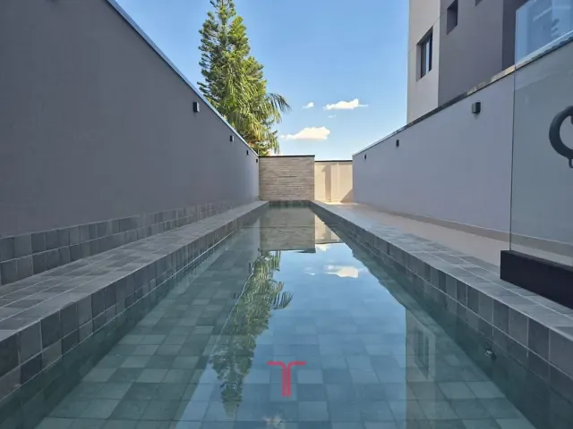 Apartamento com 60m² 2 quartos e 1 banheiro, à venda, no bairro Capão Raso em Curitiba
