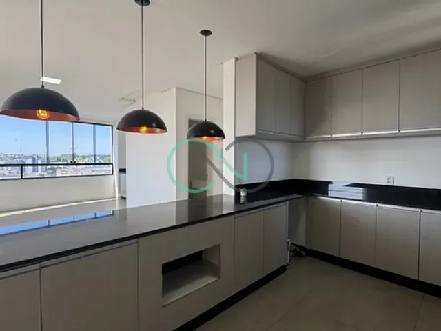 Apartamento com 186m² 3 quartos e 4 banheiros, à venda ou para alugar, no bairro Centenário em Avenida Mauá