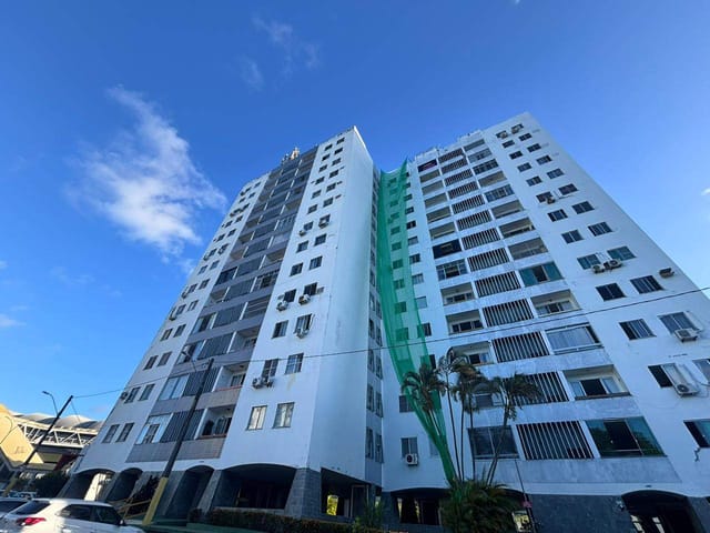 Apartamento 2 quartos e 2 banheiros, para alugar, no bairro Paralela em Salvador