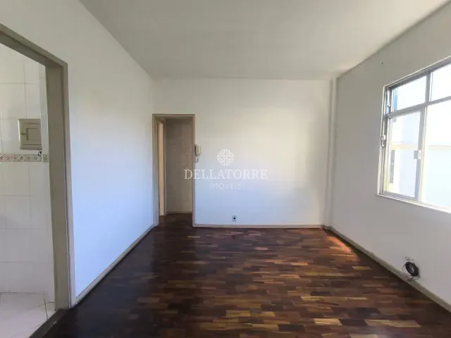 Apartamento 1 quarto e 2 banheiros, à venda, no bairro Nossa Senhora de Fátima em Teresópolis