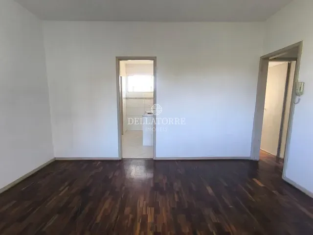 Apartamento 1 quarto e 2 banheiros, à venda, no bairro Nossa Senhora de Fátima em Teresópolis