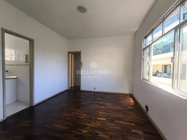 Apartamento 1 quarto e 2 banheiros, à venda, no bairro Nossa Senhora de Fátima em Teresópolis