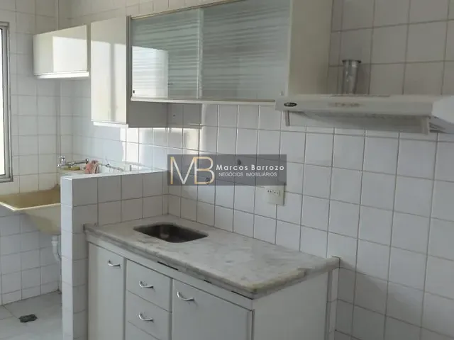 Apartamento 3 quartos e 2 banheiros, à venda, no bairro Centro em Londrina
