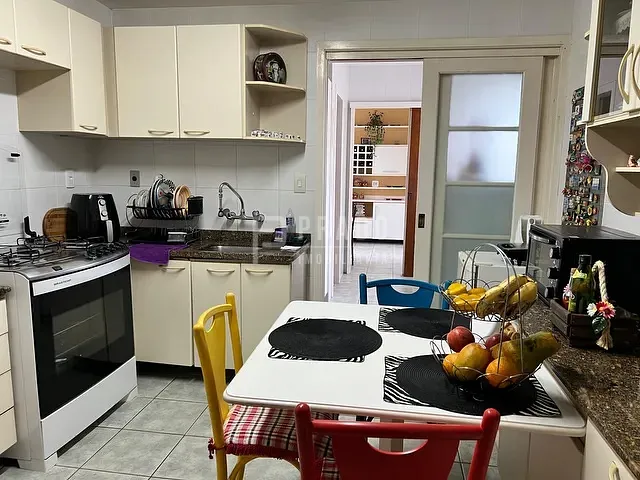 Apartamento 3 quartos e 3 banheiros, à venda, no bairro Centro em Pelotas