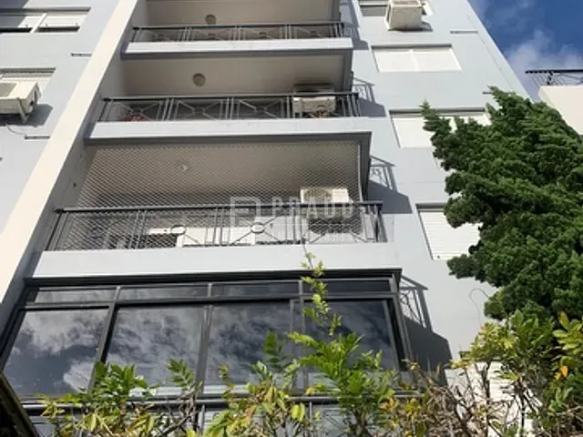 Apartamento 3 quartos e 3 banheiros, à venda, no bairro Centro em Pelotas
