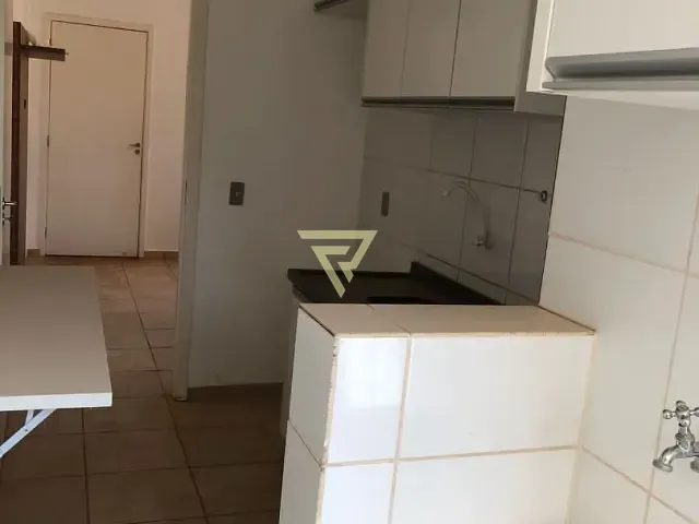 Apartamento 2 quartos e 1 banheiro, à venda, no bairro Parque Ribeirão Preto em Ribeirão Preto