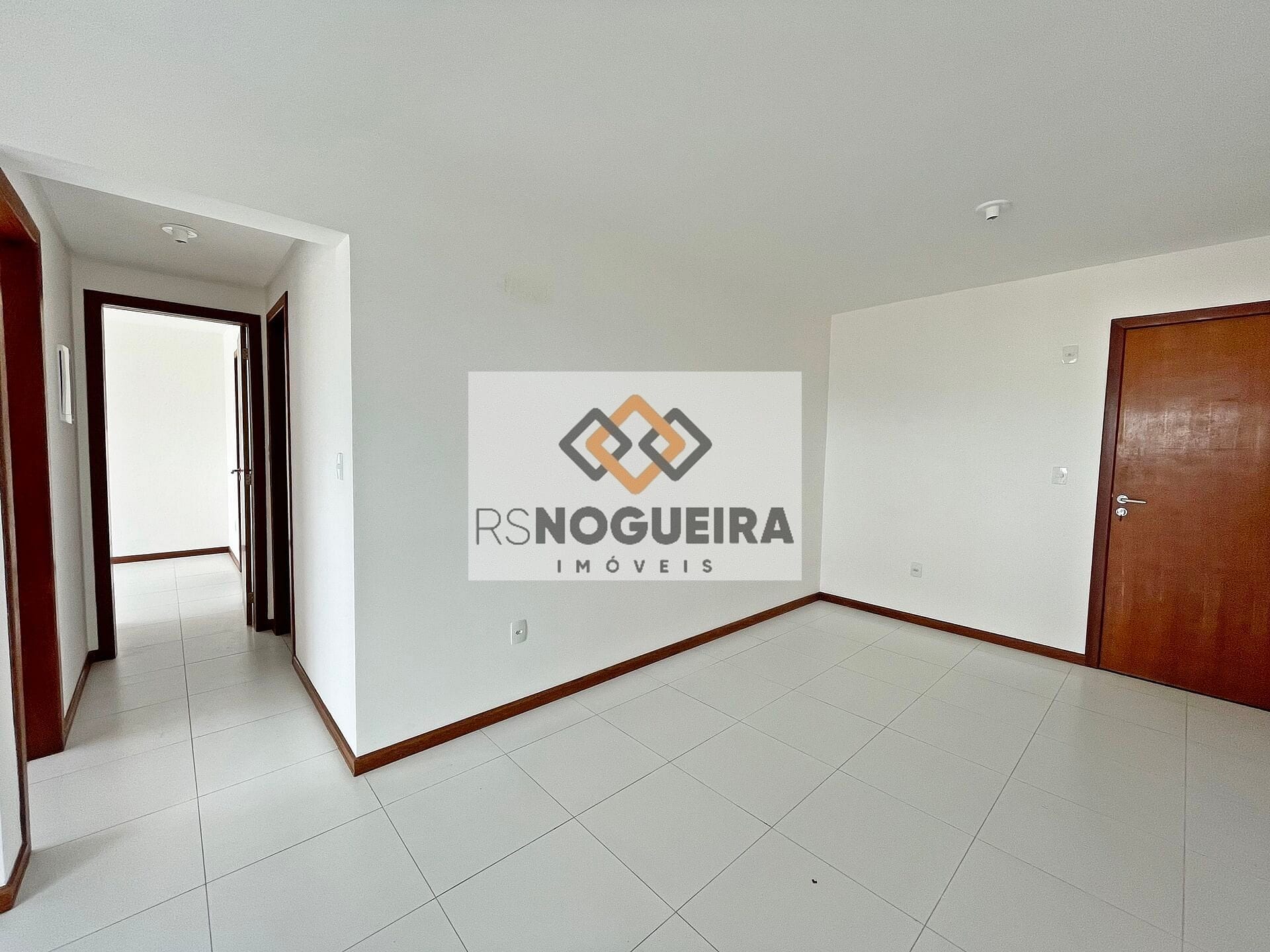 Apartamento à venda com 2 quartos, 10m² - Foto 5