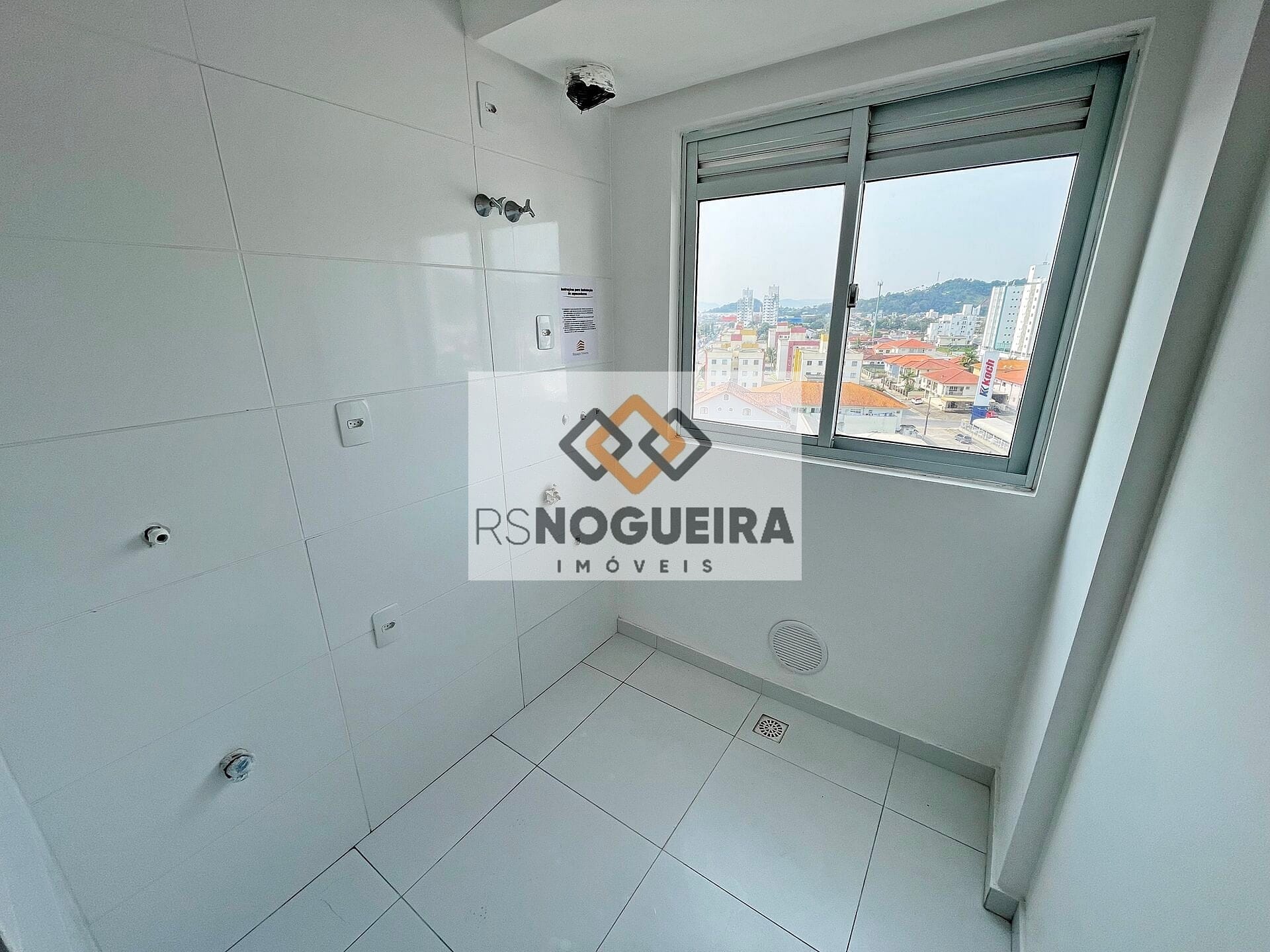 Apartamento à venda com 2 quartos, 10m² - Foto 8