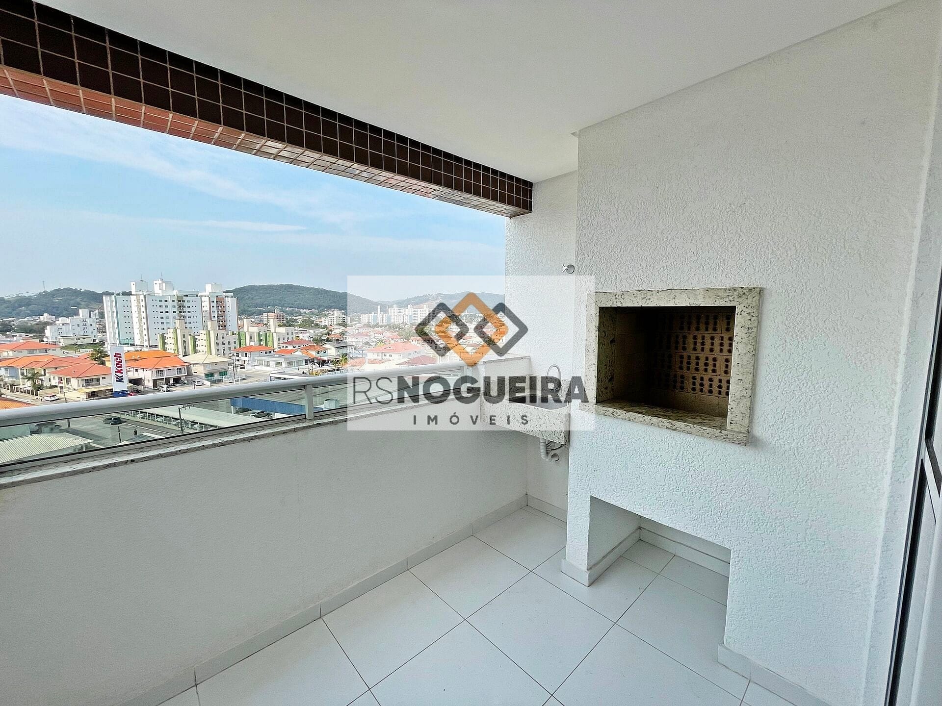 Apartamento à venda com 2 quartos, 10m² - Foto 1