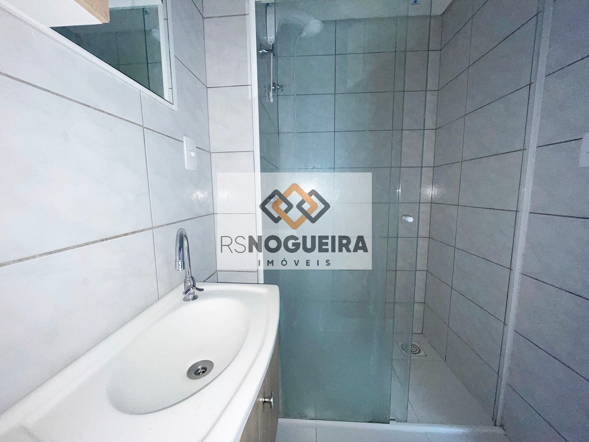 Apartamento à venda com 2 quartos, 10m² - Foto 12