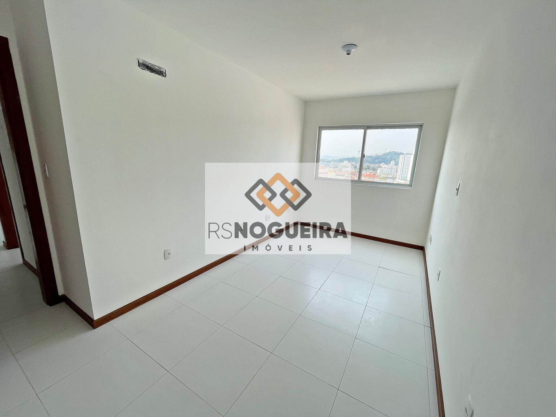 Apartamento à venda com 2 quartos, 10m² - Foto 6