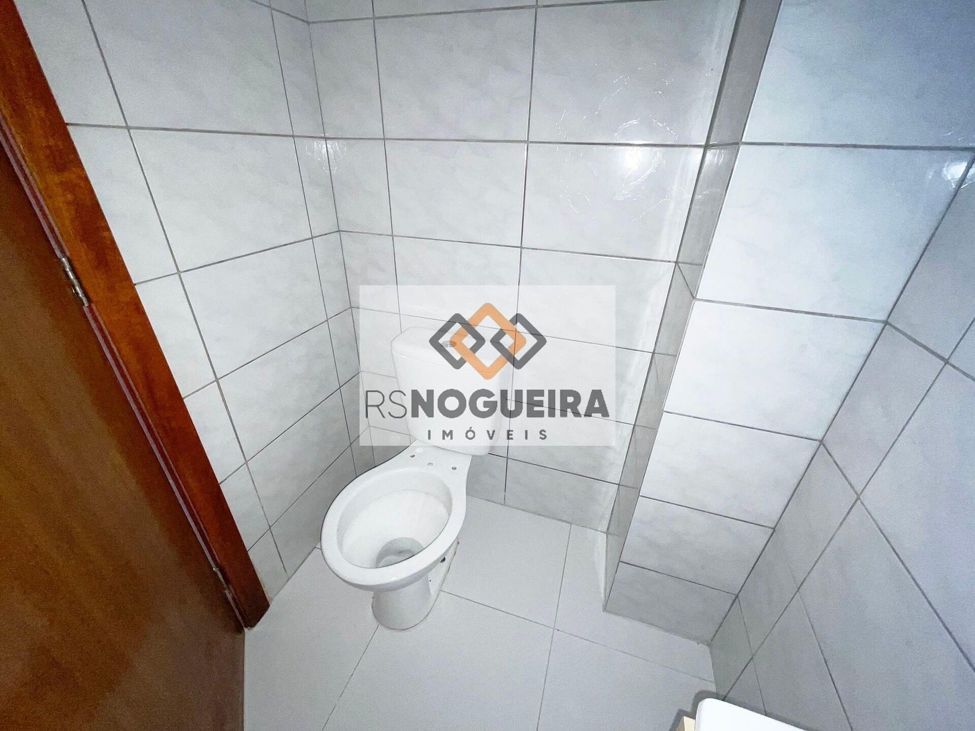 Apartamento à venda com 2 quartos, 10m² - Foto 16