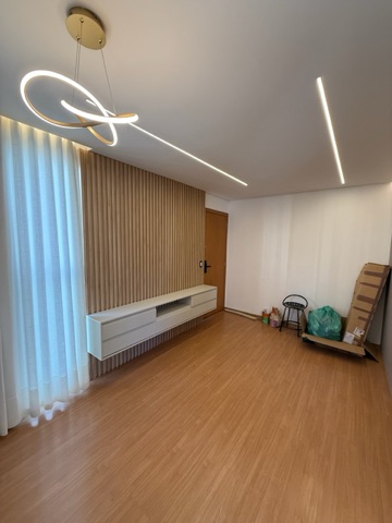 Apartamento 2 quartos e 1 banheiro, para alugar, no bairro Chácaras Granja Pousada del Rey em Santa Luzia