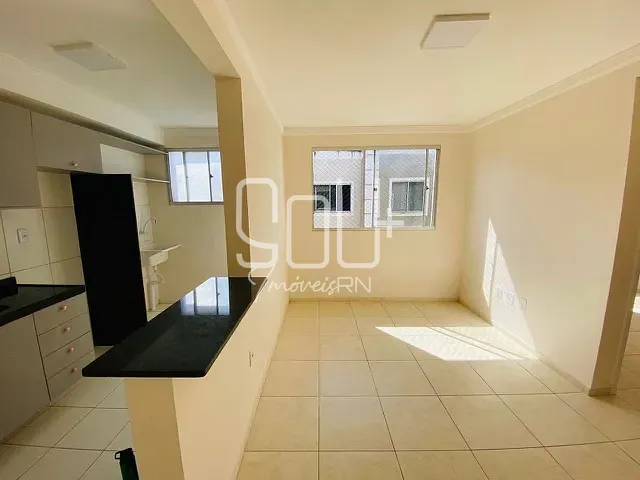 Apartamento 2 quartos e 1 banheiro, à venda, no bairro Pajuçara em Natal