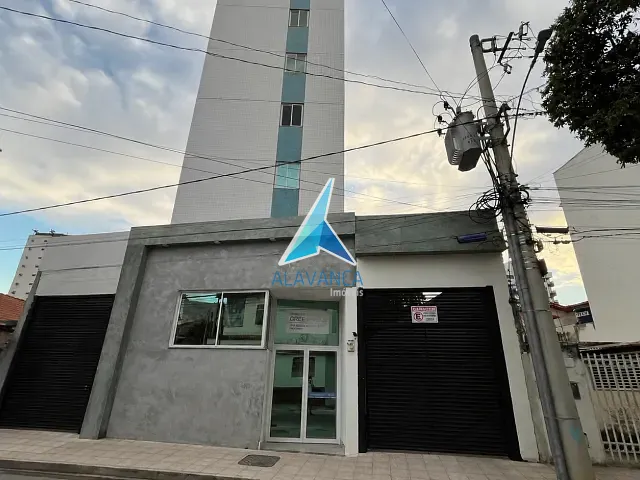 Apartamento 3 quartos e 3 banheiros, para alugar, no bairro Centro em Governador Valadares