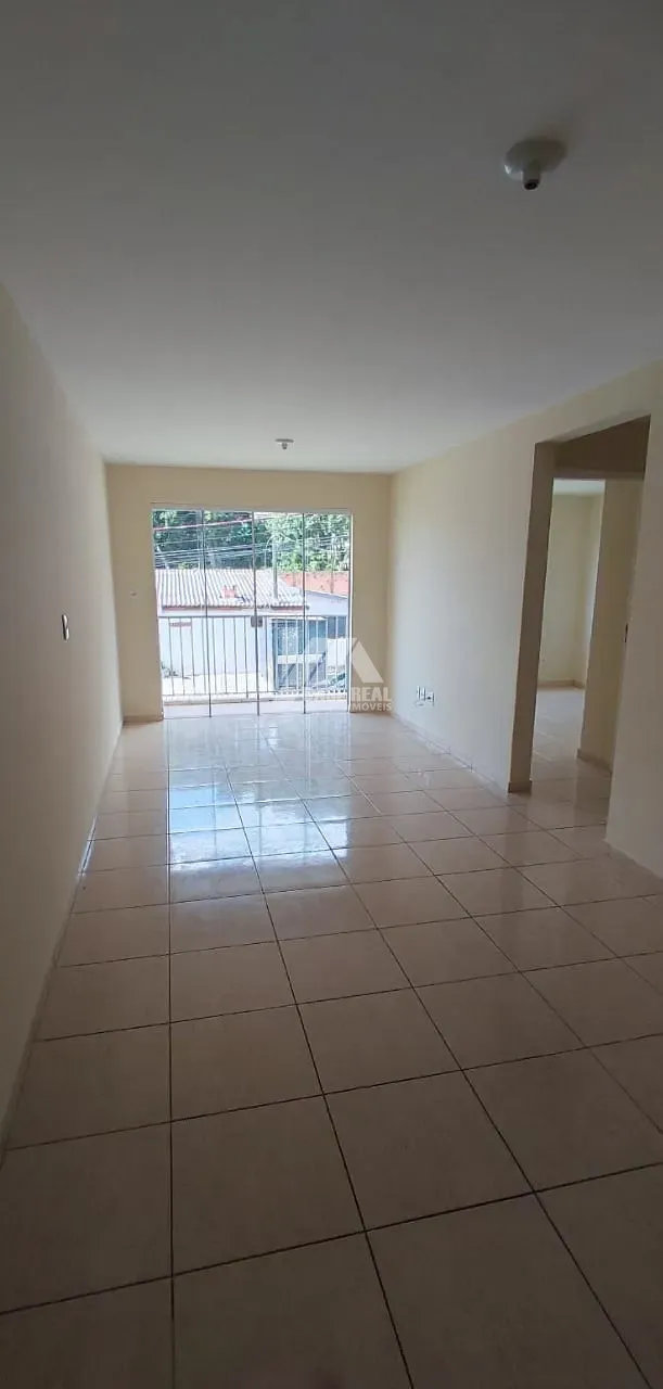 Apartamento com 02 Quartos no Bairro Santa Cruz Próximo Campo Real — Santa Cruz