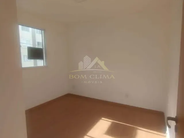 Apartamento 2 quartos e 1 banheiro, à venda, no bairro Barbosa Lage em Juiz de Fora