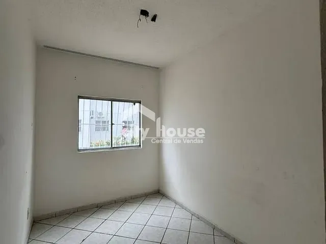 Apartamento 2 quartos e 1 banheiro, à venda, no bairro Jockey de Itaparica em Vila Velha