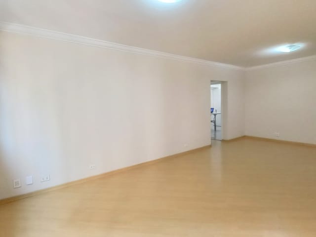 Apartamento com 184m² 3 quartos e 3 banheiros, à venda ou para alugar, no bairro Itaim Bibi em São Paulo