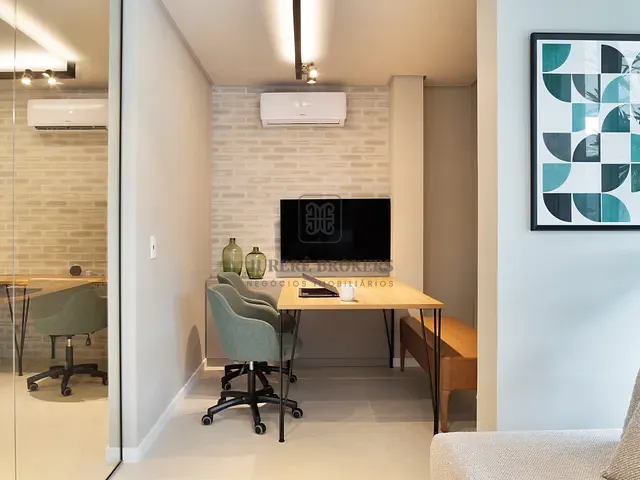 Apartamento 2 quartos e 3 banheiros, à venda, no bairro Cacupé em Florianópolis
