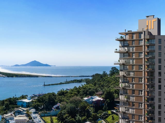Apartamento 3 quartos e 4 banheiros, à venda, no bairro Fazenda em Itajaí