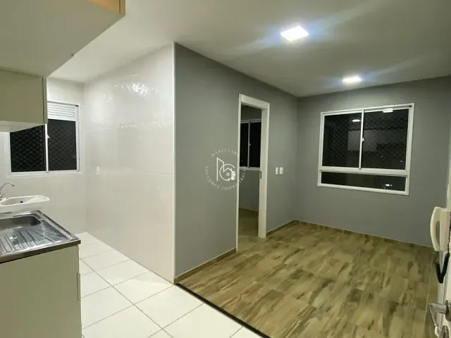 Apartamento com 37m² 2 quartos e 1 banheiro, para alugar, no bairro Vila das Bandeiras em Guarulhos