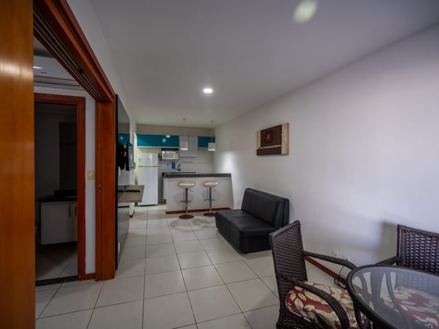 Apartamento 1 quarto e 1 banheiro, para alugar, no bairro Caminho das Árvores em Salvador