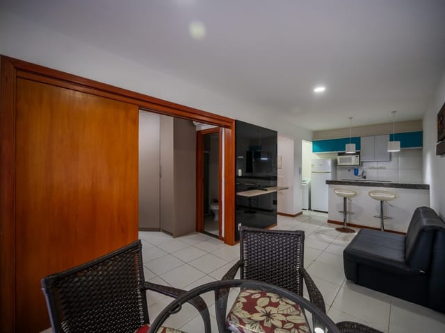 Apartamento 1 quarto e 1 banheiro, para alugar, no bairro Caminho das Árvores em Salvador
