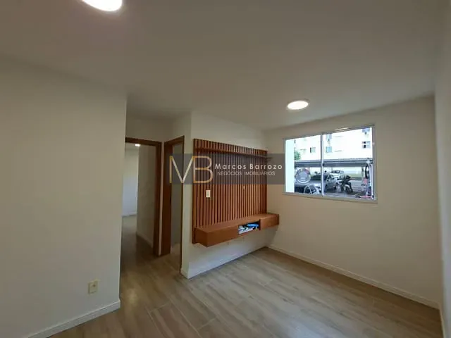 Apartamento com 59m² 2 quartos e 1 banheiro, à venda, no bairro Conjunto Habitacional Doutor Farid Libos em Londrina
