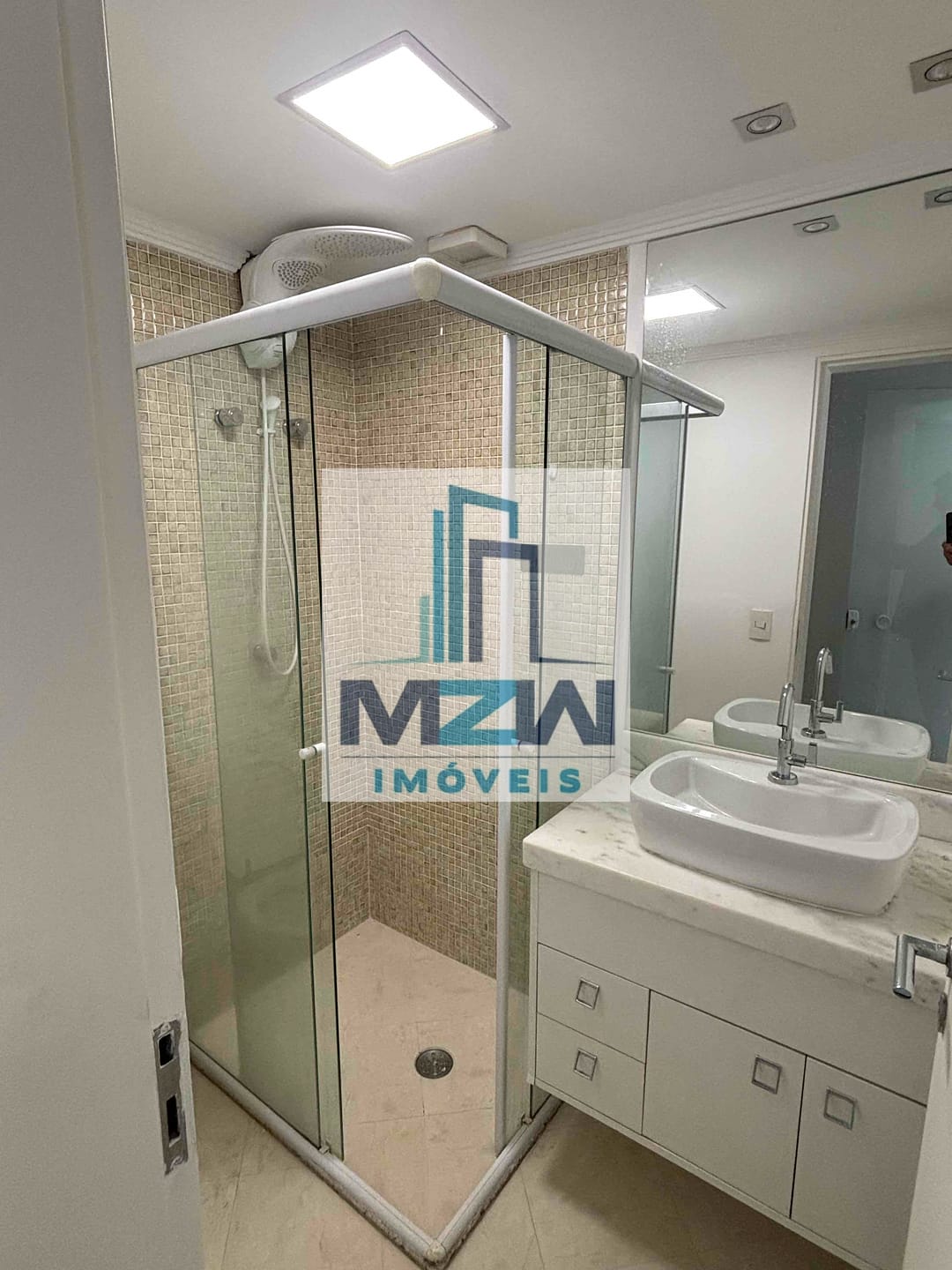 Apartamento para alugar com 2 quartos, 62m² - Foto 15