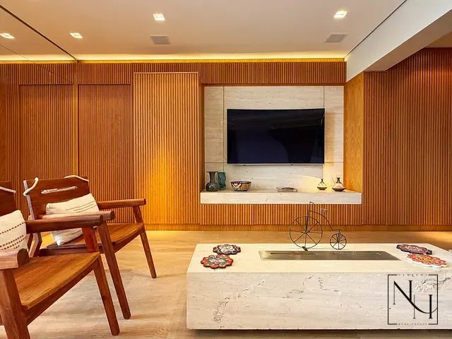 Apartamento com 210m² 3 quartos e 4 banheiros, à venda, no bairro Brooklin Paulista em São Paulo