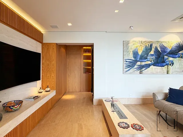 Apartamento com 210m² 3 quartos e 4 banheiros, à venda, no bairro Brooklin Paulista em São Paulo
