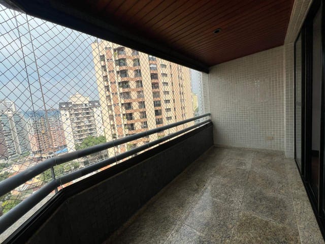 Foto do Apartamento - Amplo Apartamento com 3 Dormitórios à Venda na Chácara Inglesa | Paulista Imóveis.