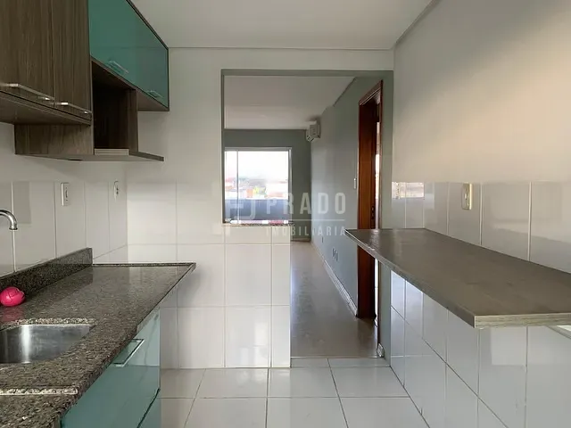 Apartamento 3 quartos e 2 banheiros, à venda, no bairro Areal em Pelotas