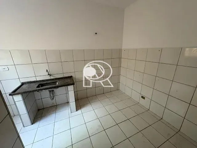 Apartamento 2 quartos e 1 banheiro, para alugar, no bairro Vila Ribeiropolis em Registro