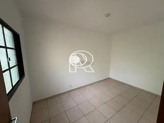 Apartamento 2 quartos e 1 banheiro, para alugar, no bairro Vila Ribeiropolis em Registro