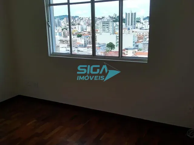 Apartamento 3 quartos e 2 banheiros, à venda, no bairro Centro em Pouso Alegre