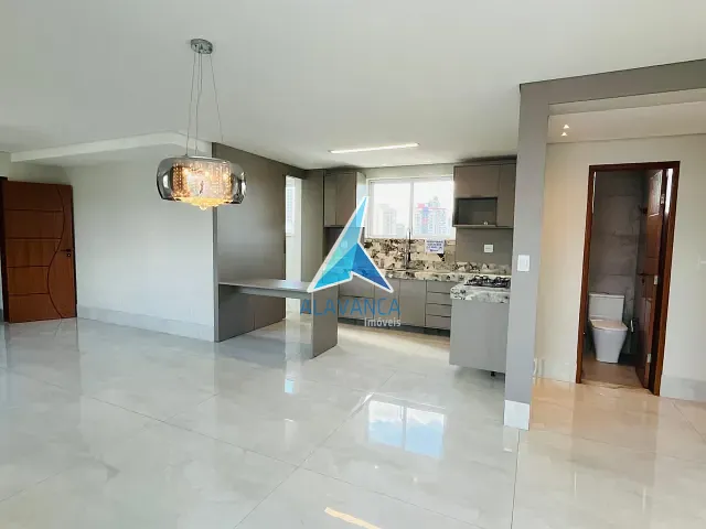 Apartamento com 126m² 3 quartos e 3 banheiros, para alugar, no bairro Centro em Governador Valadares