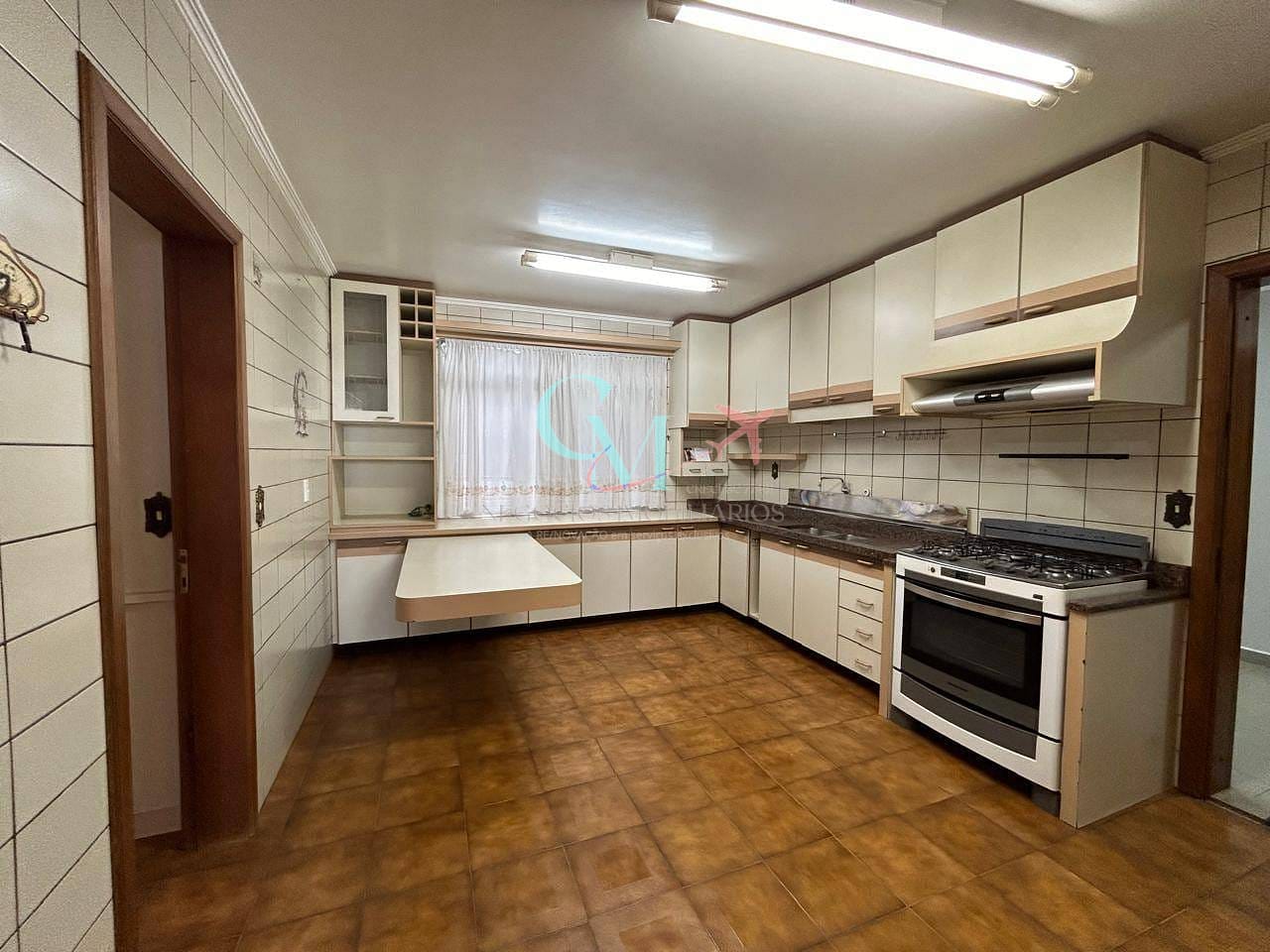 Apartamento à venda com 3 quartos, 208m² - Foto 24