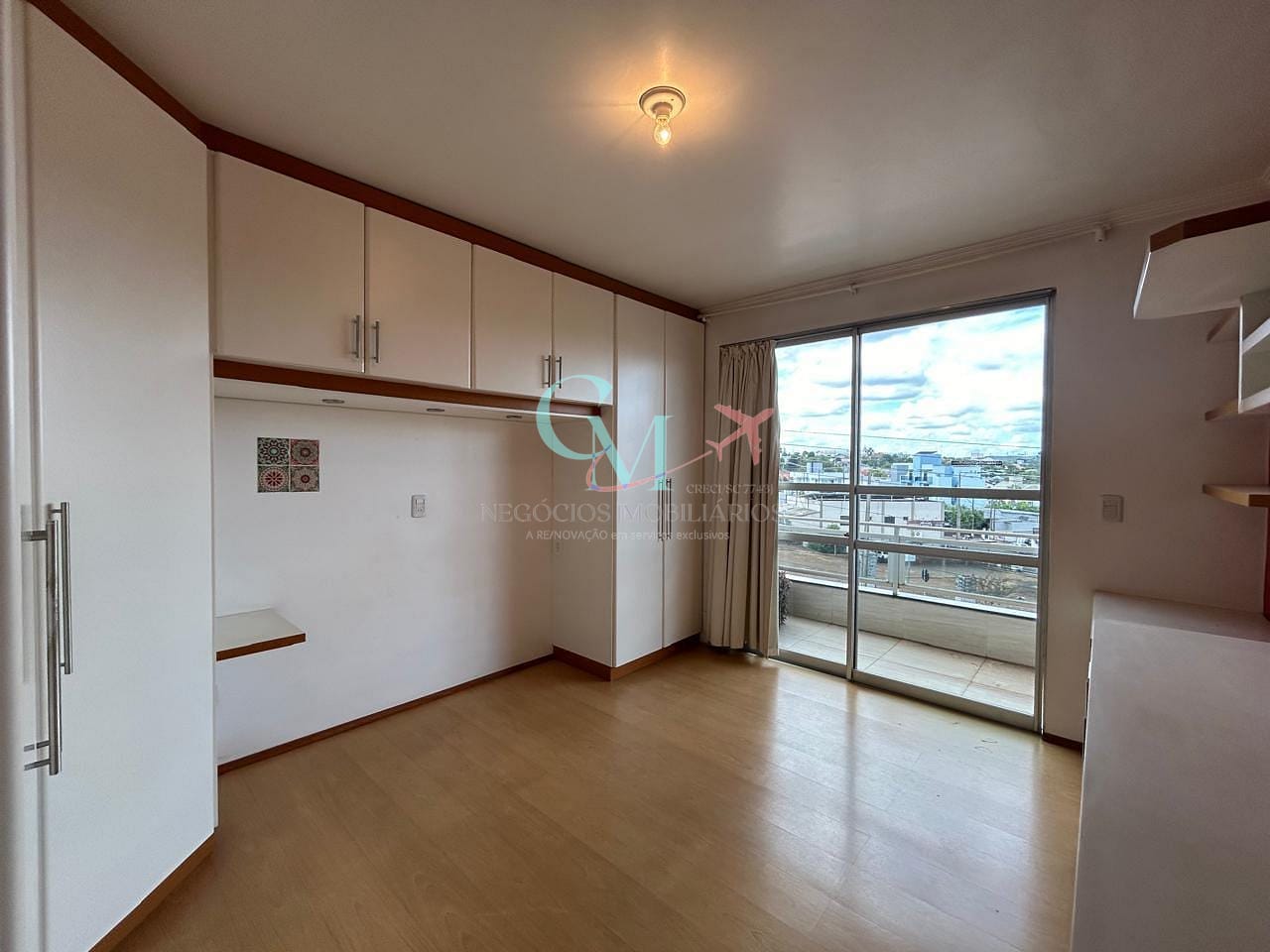 Apartamento à venda com 3 quartos, 208m² - Foto 23