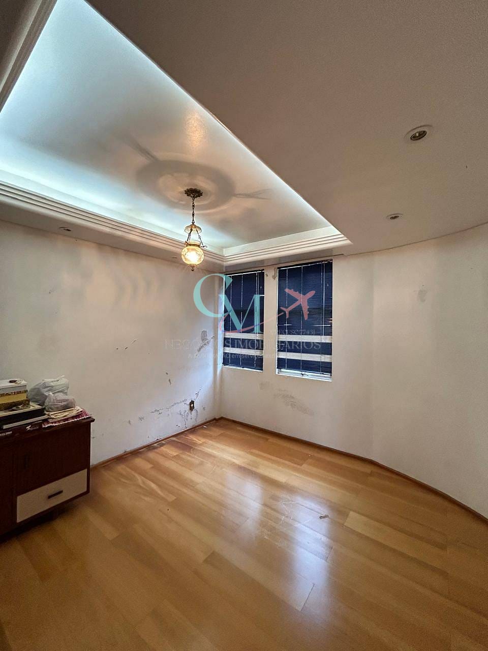 Apartamento à venda com 3 quartos, 208m² - Foto 6