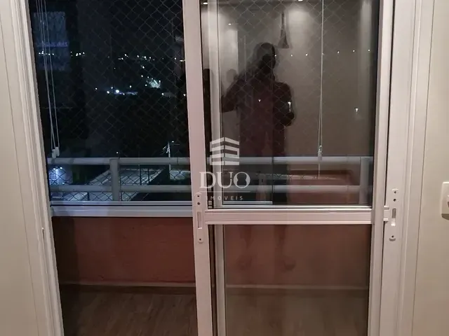 Apartamento com 57m² 2 quartos e 1 banheiro, para alugar, no bairro Jardim Maria Helena em Barueri