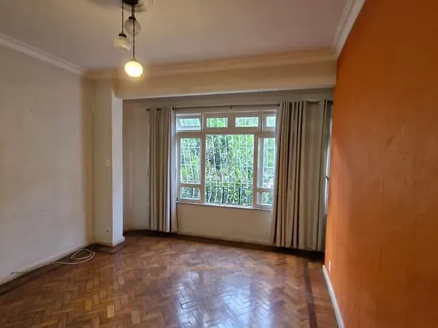 Apartamento 3 quartos e 2 banheiros, à venda, no bairro Copacabana em Rio de Janeiro