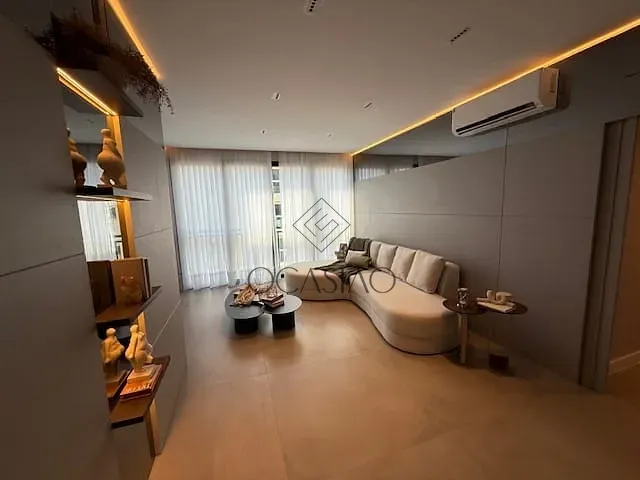 Apartamento com 149m² 4 quartos e 4 banheiros, à venda, no bairro Centro em Balneário Camboriú