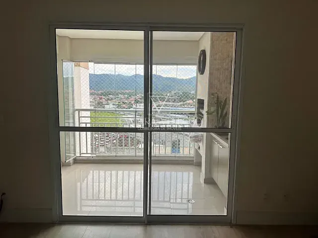 Apartamento 3 quartos e 1 banheiro, à venda, no bairro Cézar de Souza em Mogi das Cruzes